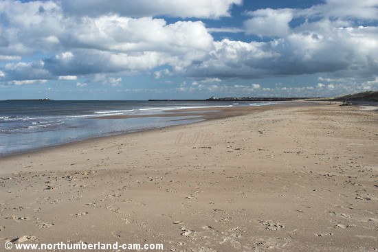 View looking south along Warkworth Beach.